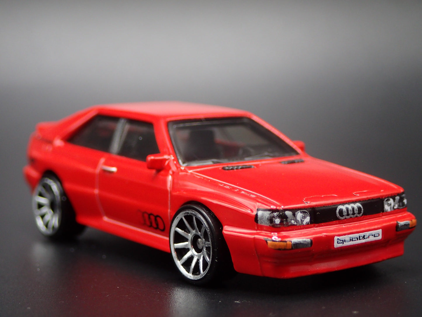 1980-1991 AUDI SPORT QUATTRO RED 1:64 SCALE COLLECTIBLE DIECAST MODEL CAR