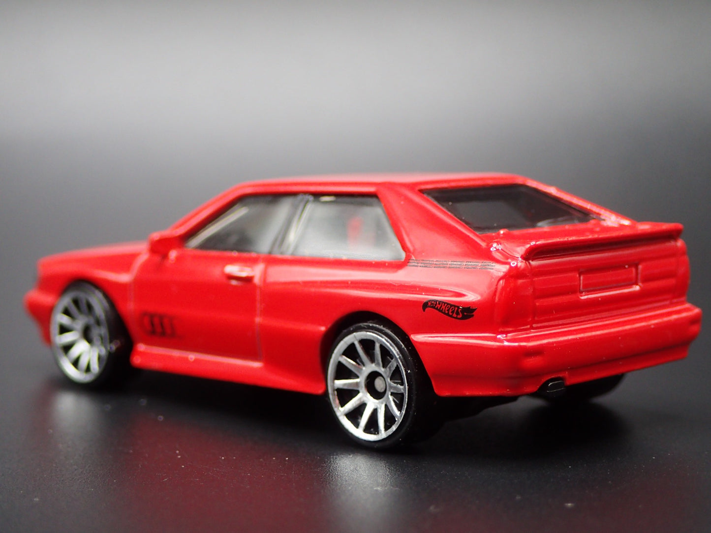1980-1991 AUDI SPORT QUATTRO RED 1:64 SCALE COLLECTIBLE DIECAST MODEL CAR