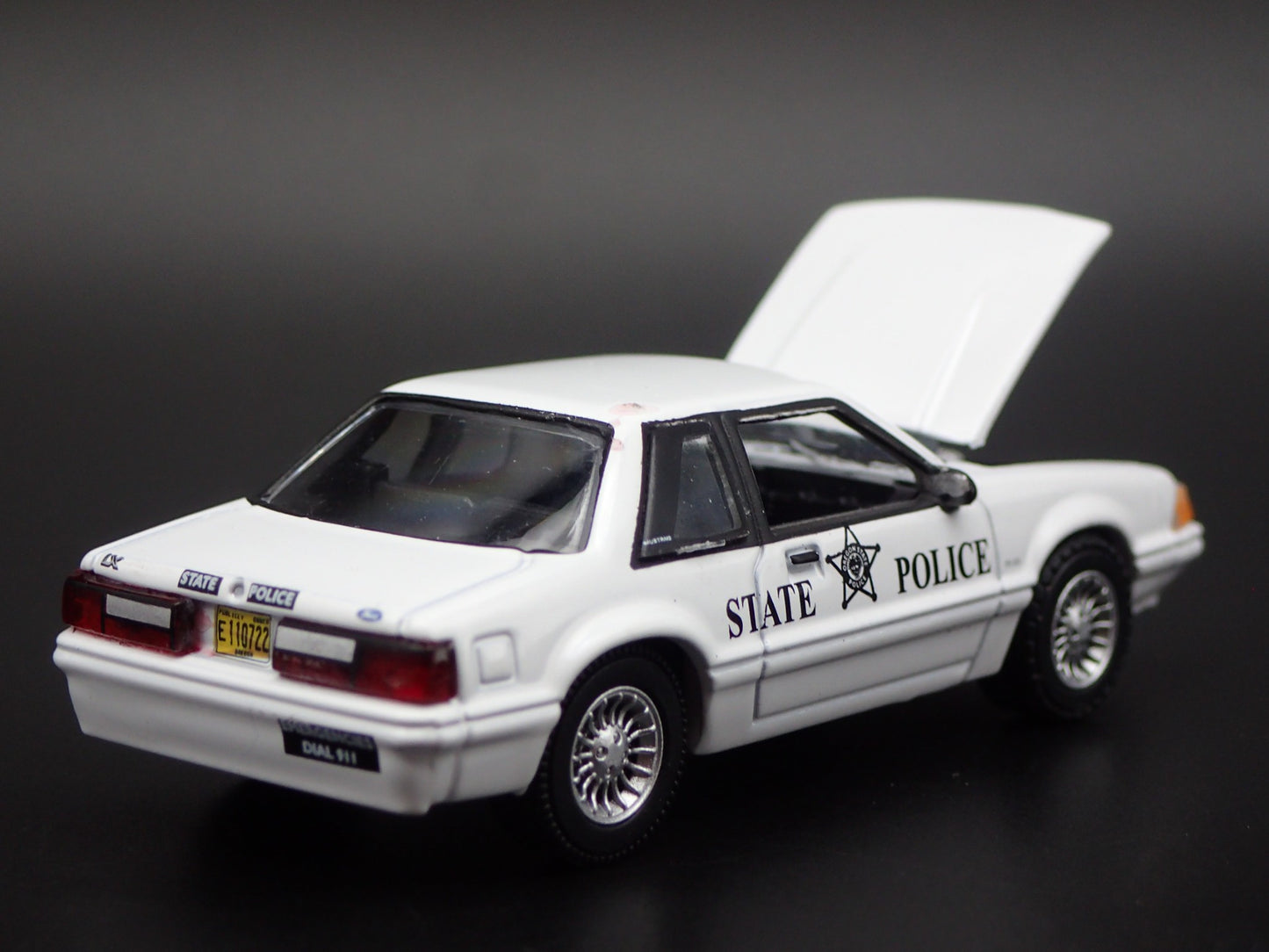 1993 FORD MUSTANG SSP OREGON STATE POLICE FOXBODY 1:64 SCALE DIECAST MODEL CAR