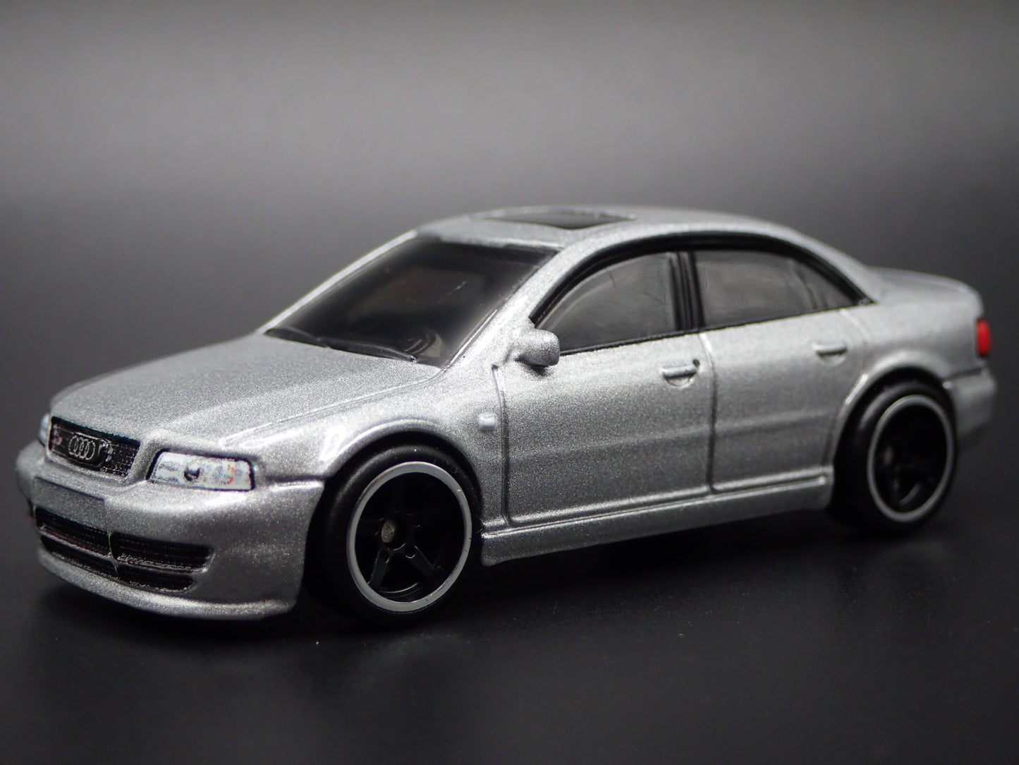 1997 - 2002 AUDI S4 QUATTRO 4 FOUR DOOR 1:64 SCALE DIORAMA DIECAST MODEL CAR