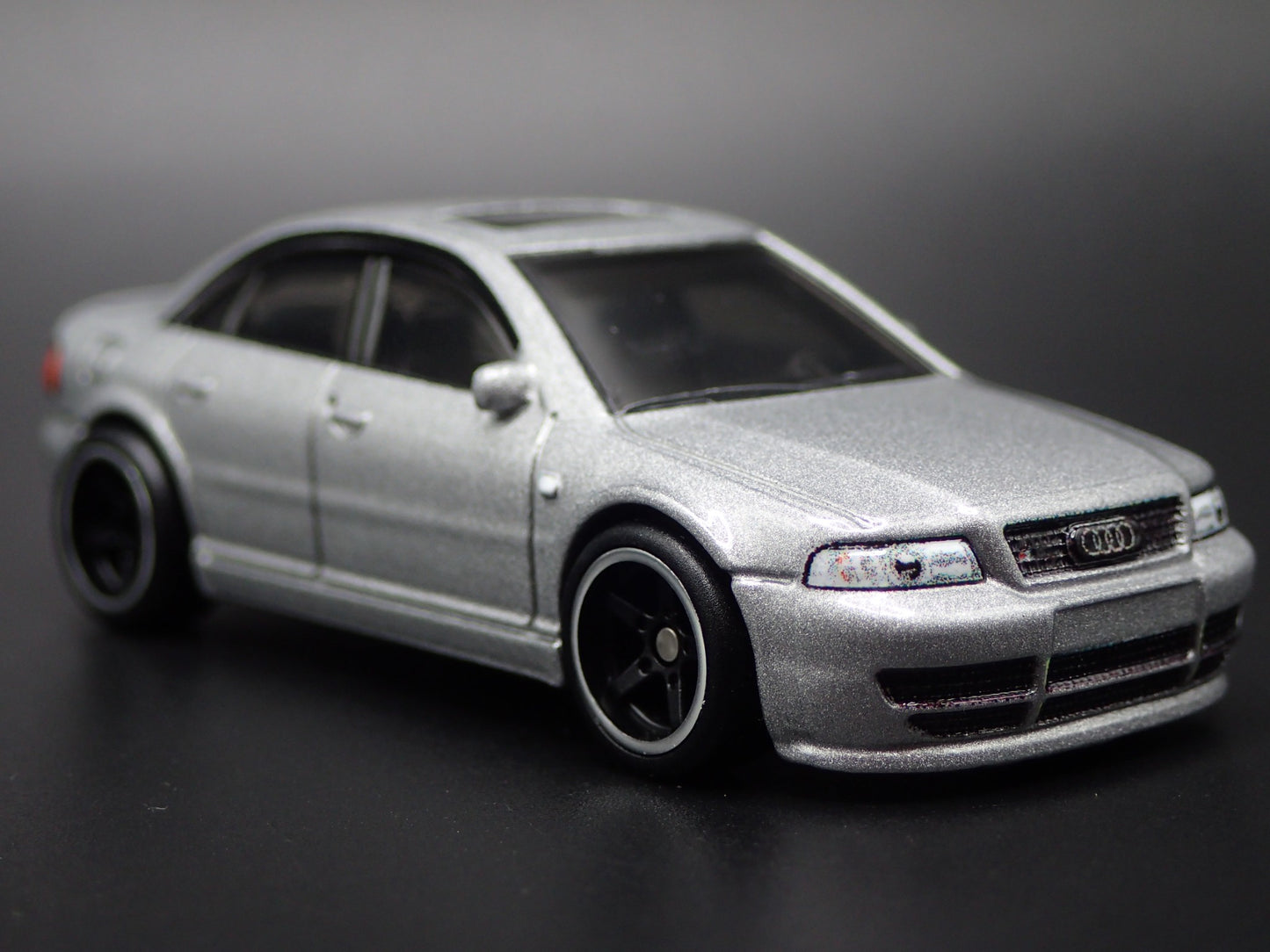 1997 - 2002 AUDI S4 QUATTRO 4 FOUR DOOR 1:64 SCALE DIORAMA DIECAST MODEL CAR