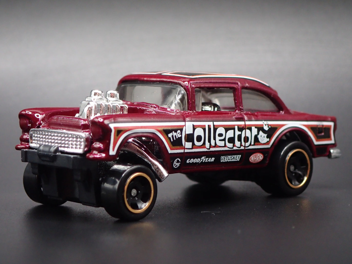 1955 55 CHEVY CHEVROLET BEL AIR GASSER NHRA 1:64 SCALE DIORAMA DIECAST MODEL CAR