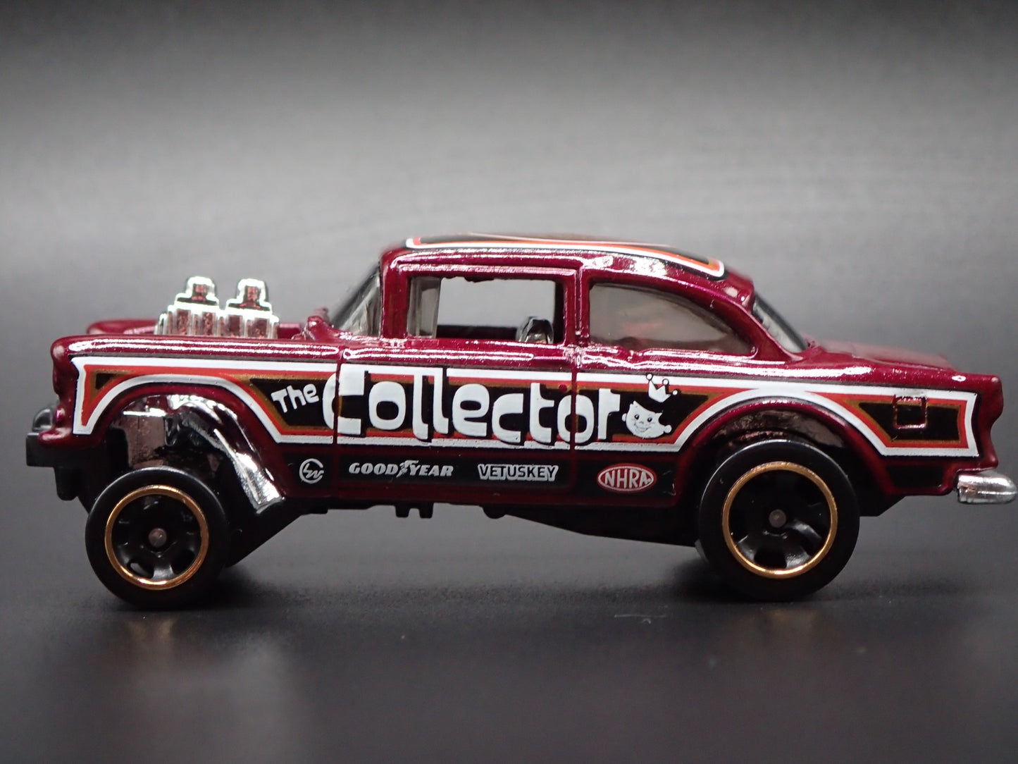 1955 55 CHEVY CHEVROLET BEL AIR GASSER NHRA 1:64 SCALE DIORAMA DIECAST MODEL CAR