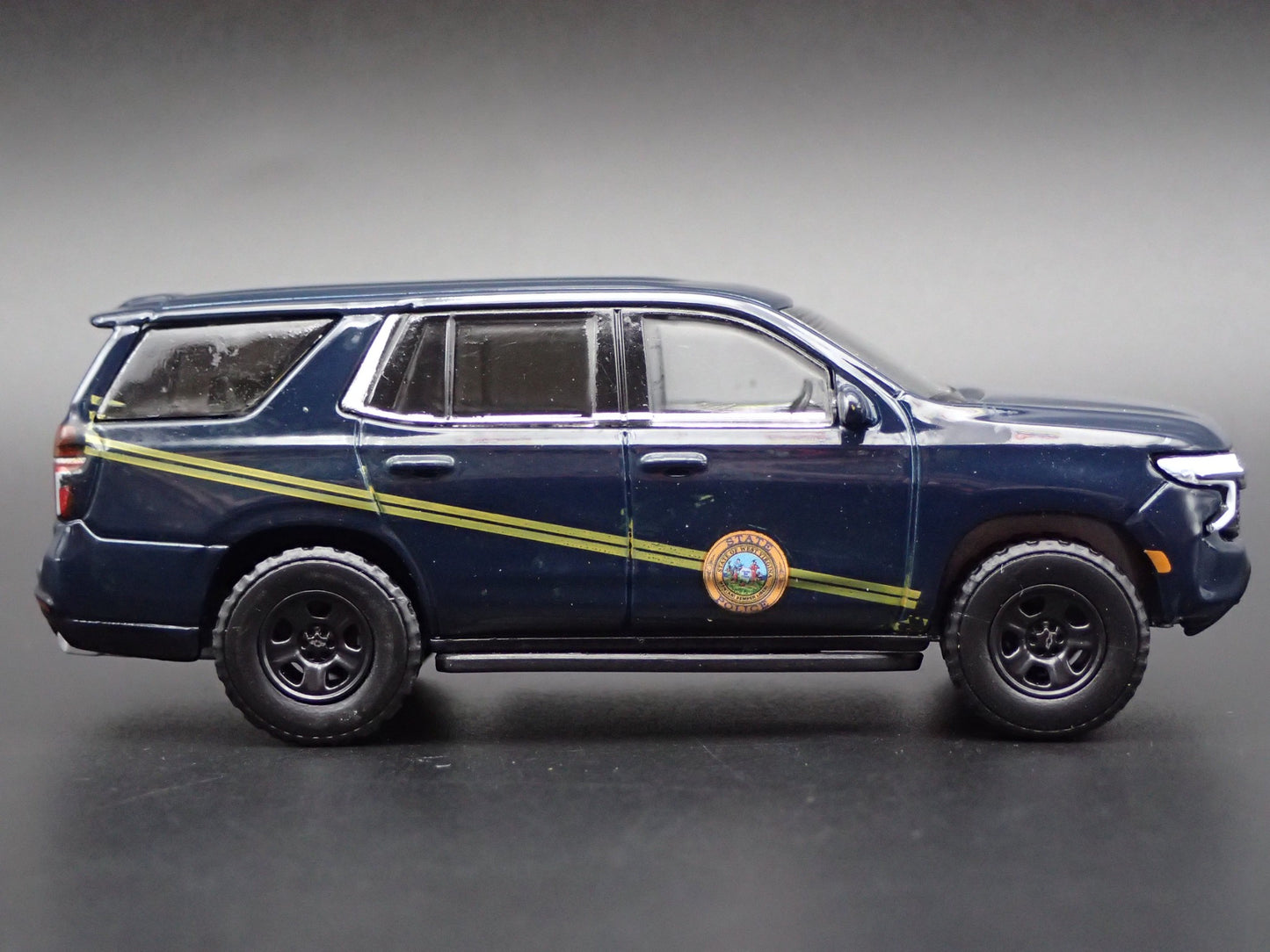 2021 CHEVROLET TAHOE PPV WEST VIRGINIA STATE POLICE 1:64 SCALE DIECAST MODEL CAR