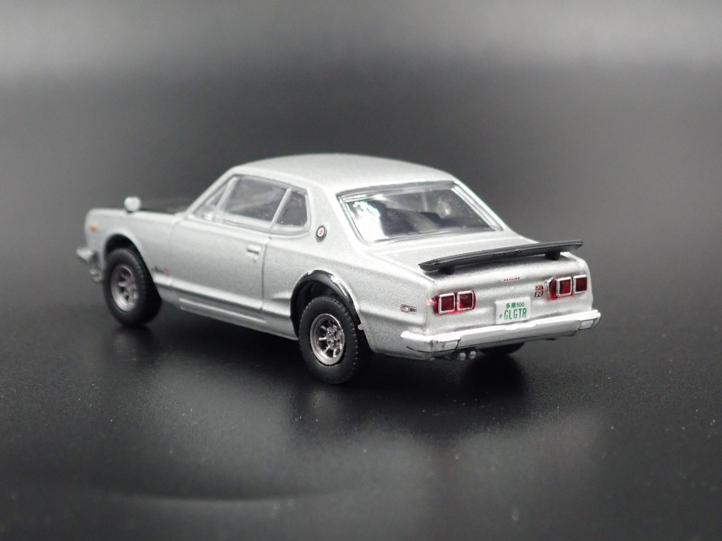 1972 72 NISSAN SKYLINE 2000 GTR 1:64 SCALE COLLECTIBLE DIORAMA DIECAST MODEL CAR