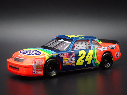 1994 94 CHEVY CHEVROLET LUMINA JEFF GORDON NASCAR 1:64 SCALE DIECAST MODEL CAR