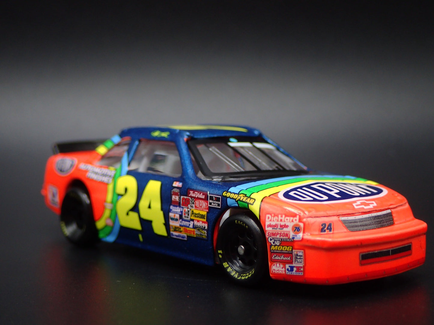 1994 94 CHEVY CHEVROLET LUMINA JEFF GORDON NASCAR 1:64 SCALE DIECAST MODEL CAR
