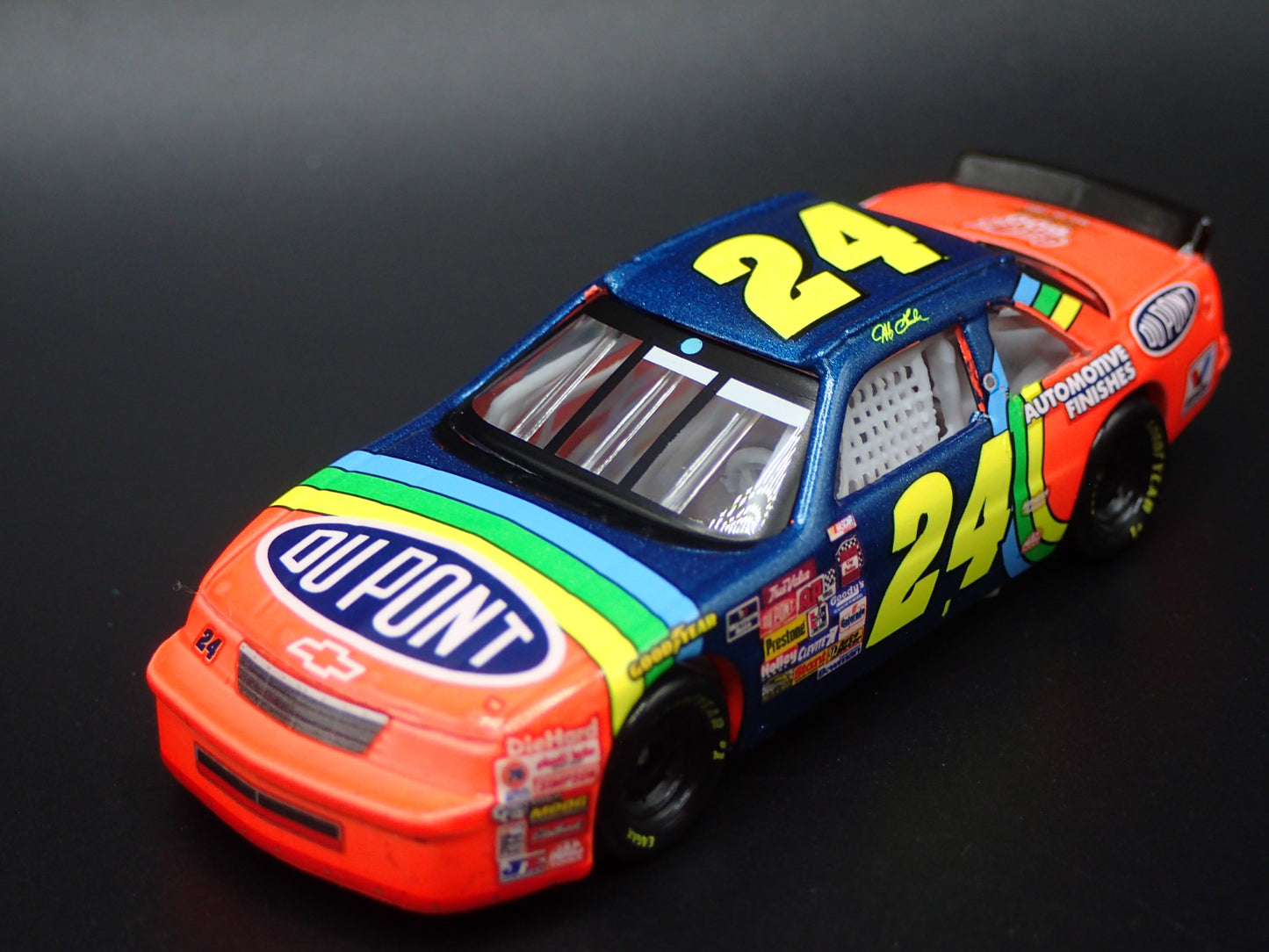 1994 94 CHEVY CHEVROLET LUMINA JEFF GORDON NASCAR 1:64 SCALE DIECAST MODEL CAR