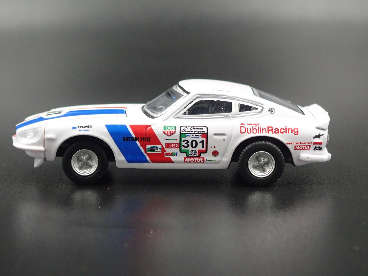 1970-1973 DATSUN 240Z RALLY DUBLIN RACING 1:64 SCALE DIORAMA DIECAST MODEL CAR