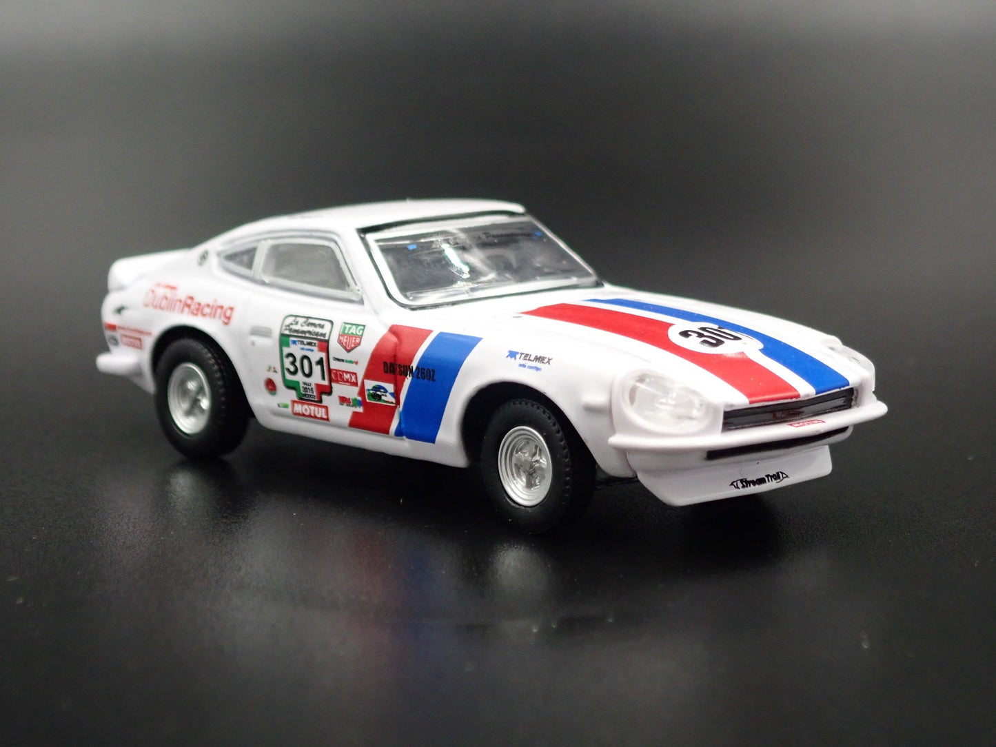 1970-1973 DATSUN 240Z RALLY DUBLIN RACING 1:64 SCALE DIORAMA DIECAST MODEL CAR