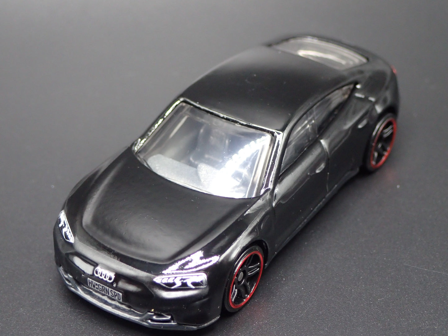 2021-2025 AUDI RS E TRON GT BLACK 1:64 SCALE COLLECTIBLE DIECAST MODEL CAR