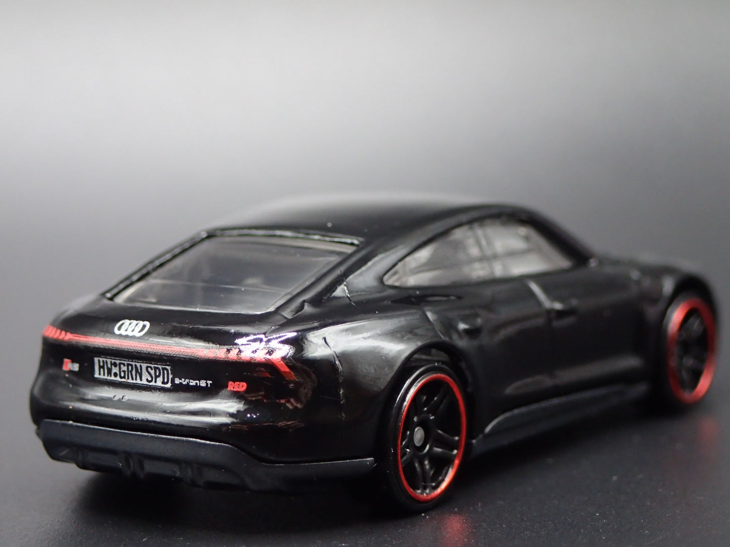 2021-2025 AUDI RS E TRON GT BLACK 1:64 SCALE COLLECTIBLE DIECAST MODEL CAR