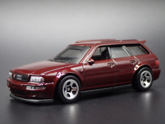 1994-1995 AUDI AVANT RS2 STATION WAGON BURG 1/64 SCALE DIORAMA DIECAST MODEL CAR