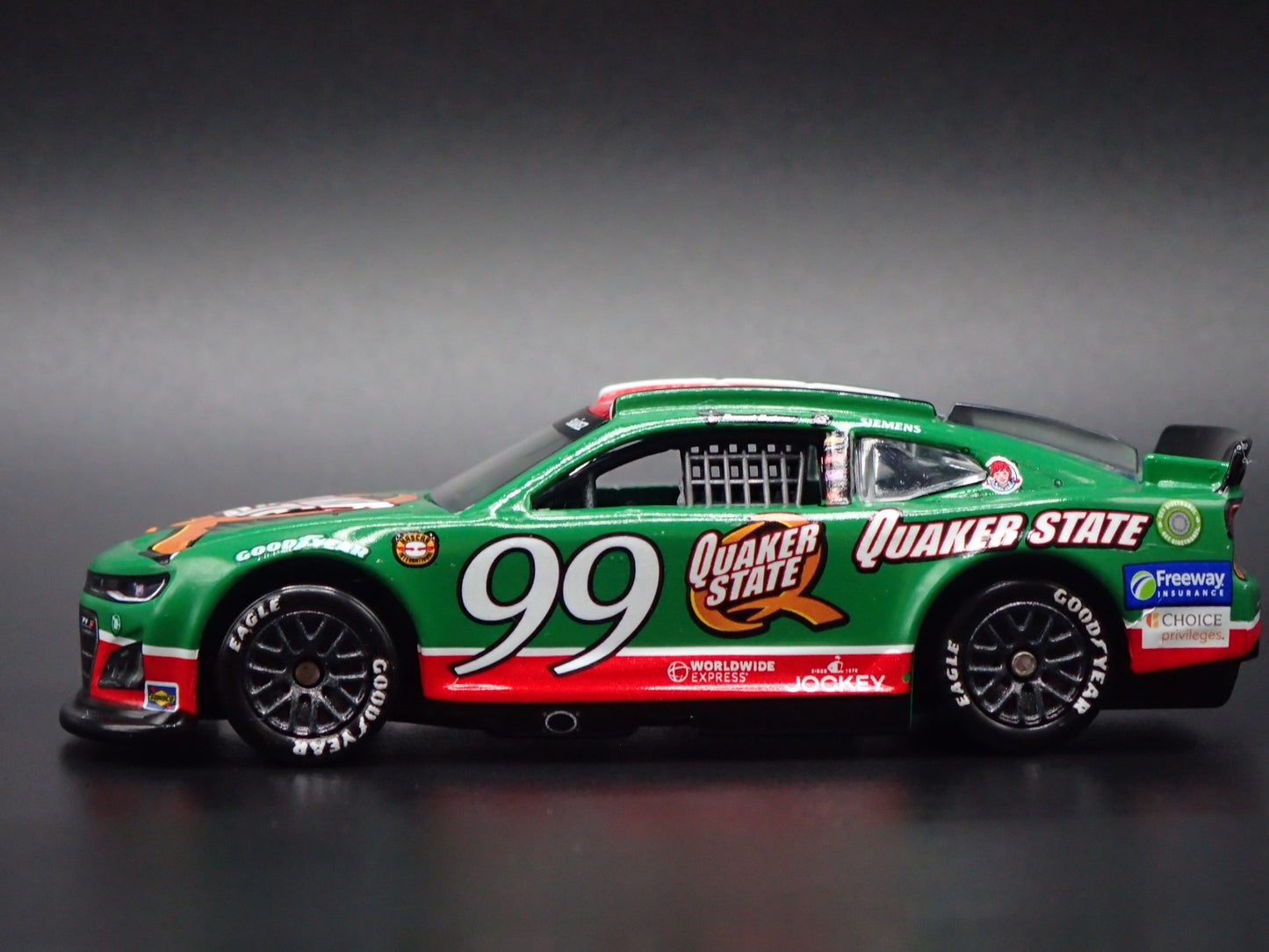 2024 24 CHEVY CAMARO ZL1 99 DANIEL SUAREZ QUAKER NASCAR 1:64 DIECAST MODEL CAR