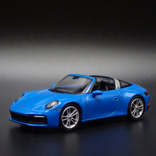 2018-2025 PORSCHE 911 TARGA 4S 992 BLUE 1:64 SCALE DIORAMA DIECAST MODEL CAR