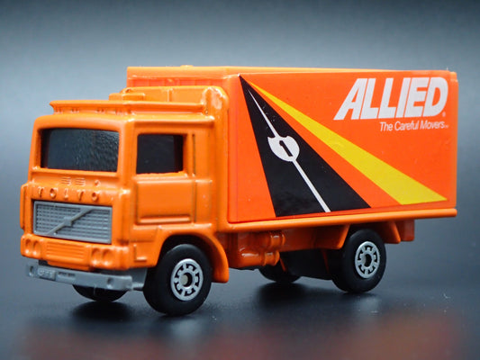 VOLVO CONTAINER TRUCK ALLIED ORANGE 1:64 MB SCALE DIORAMA DIECAST MODEL CAR