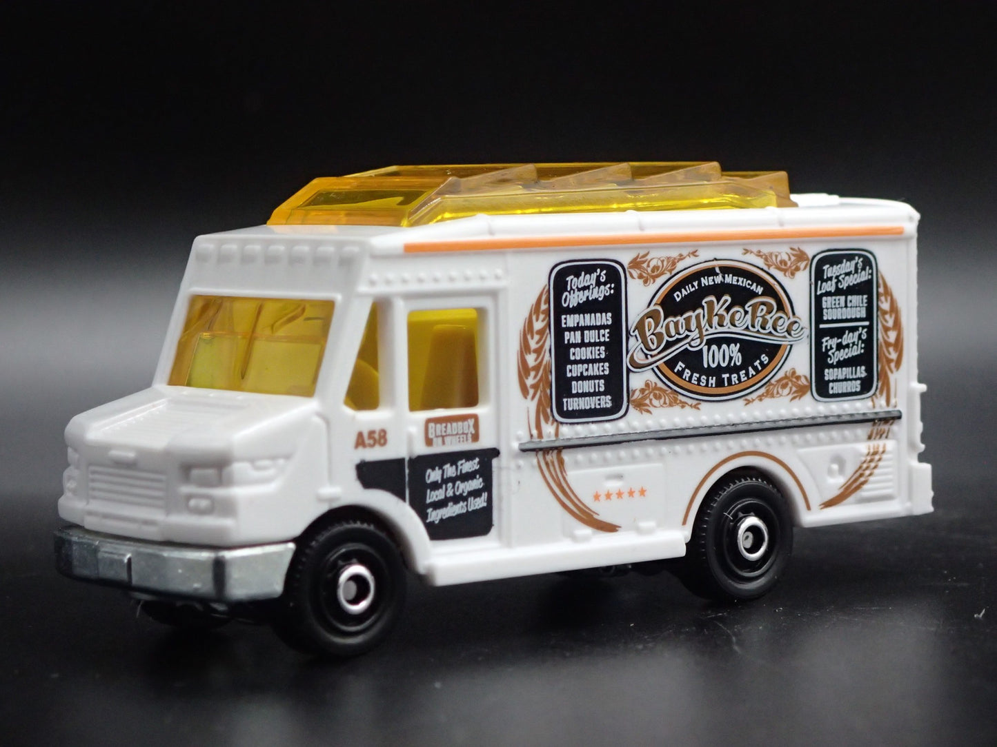 FOOD TRUCK MEXICAN BAKERY TREATS RARE 1:64 MB SCALE DIORAMA DIECAST MODEL CAR