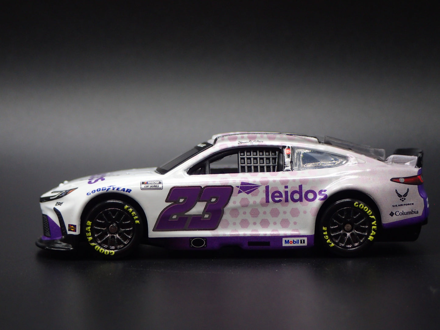 2025 25 TOYOTA CAMRY 23 BUBBA WALLACE LEIDOS NASCAR 1:64 SCALE DIECAST MODEL CAR