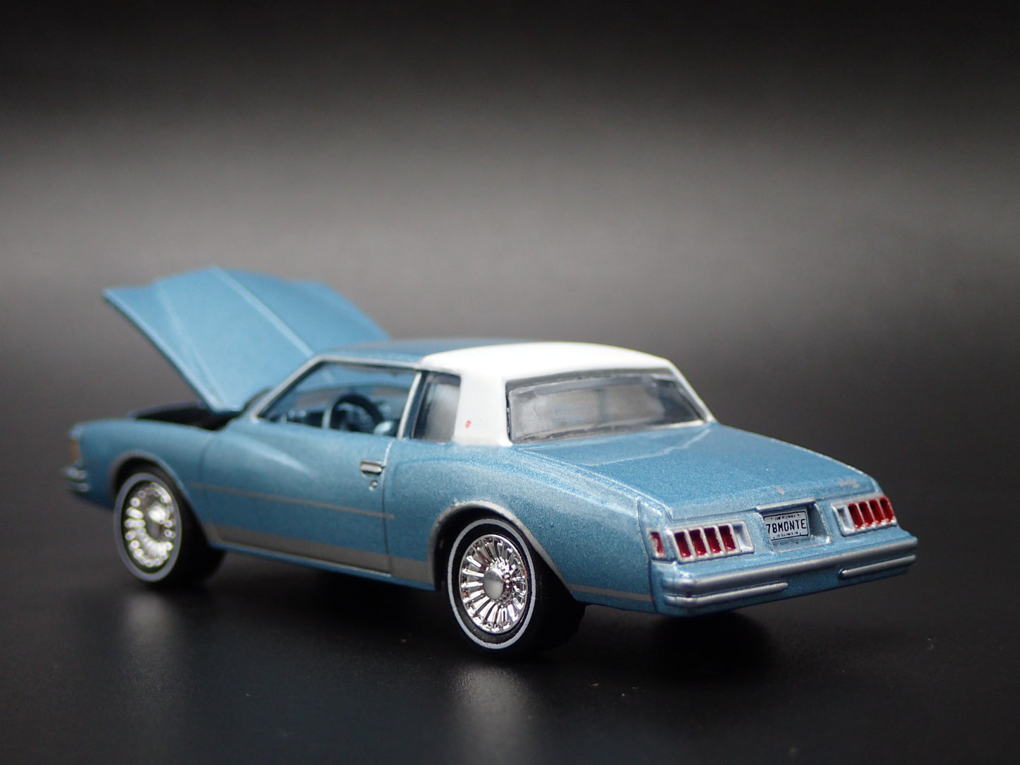 1978 78 CHEVY CHEVROLET MONTE CARLO G BODY 1:64 SCALE DIORAMA DIECAST MODEL CAR