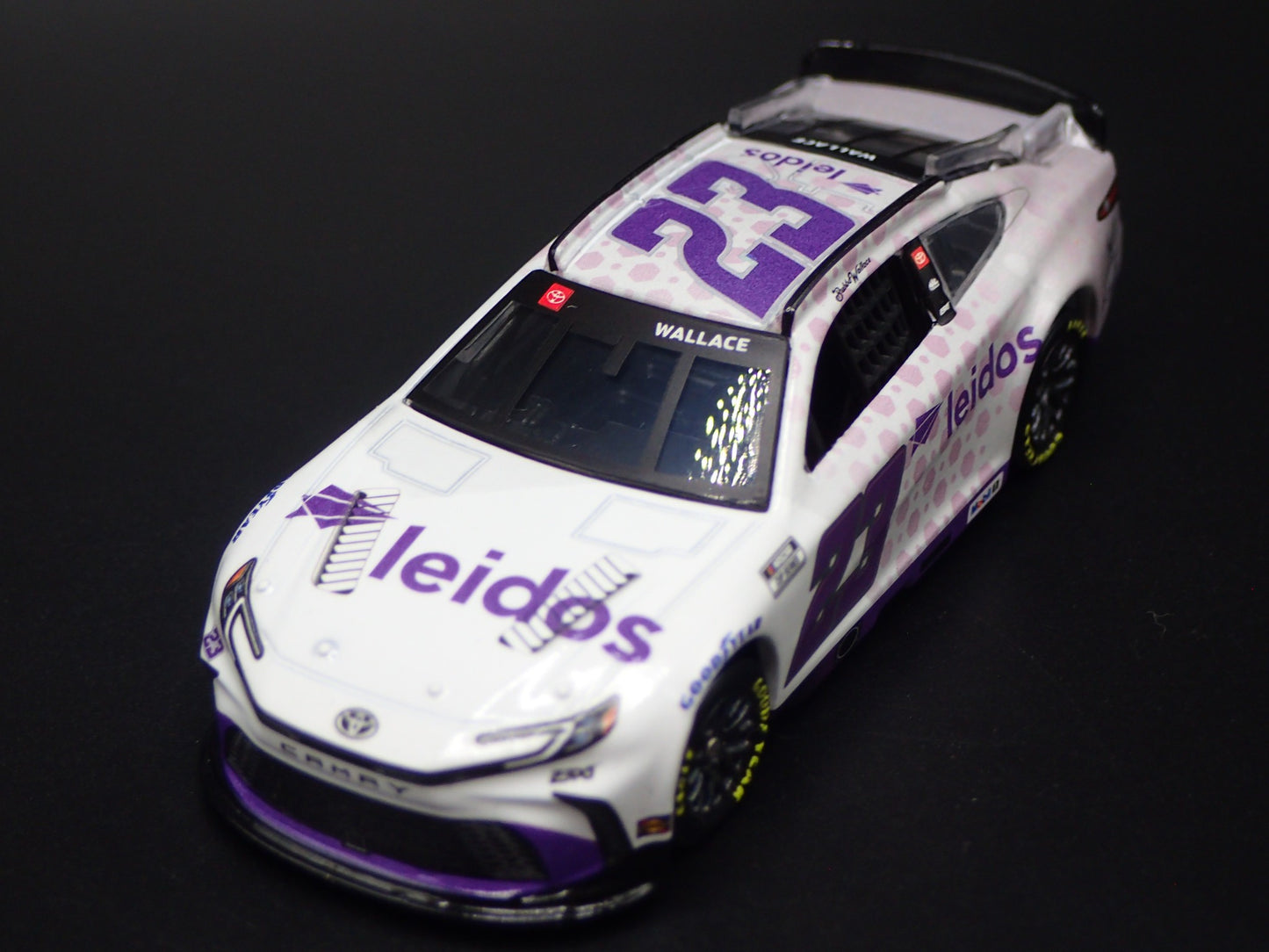 2025 25 TOYOTA CAMRY 23 BUBBA WALLACE LEIDOS NASCAR 1:64 SCALE DIECAST MODEL CAR