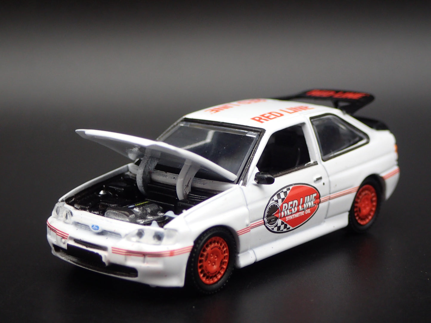 1995 95 FORD ESCORT RS COSWORTH RALLY RED LINE OIL 1:64 SCALE DIECAST MODEL CAR