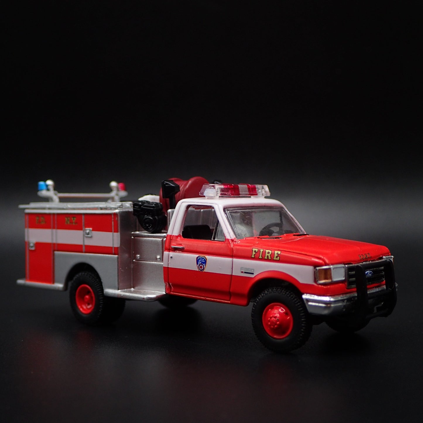 1987 87 FORD F350 MINI PUMPER FIRE TRUCK FDNY NYC 1:64 SCALE DIECAST MODEL CAR