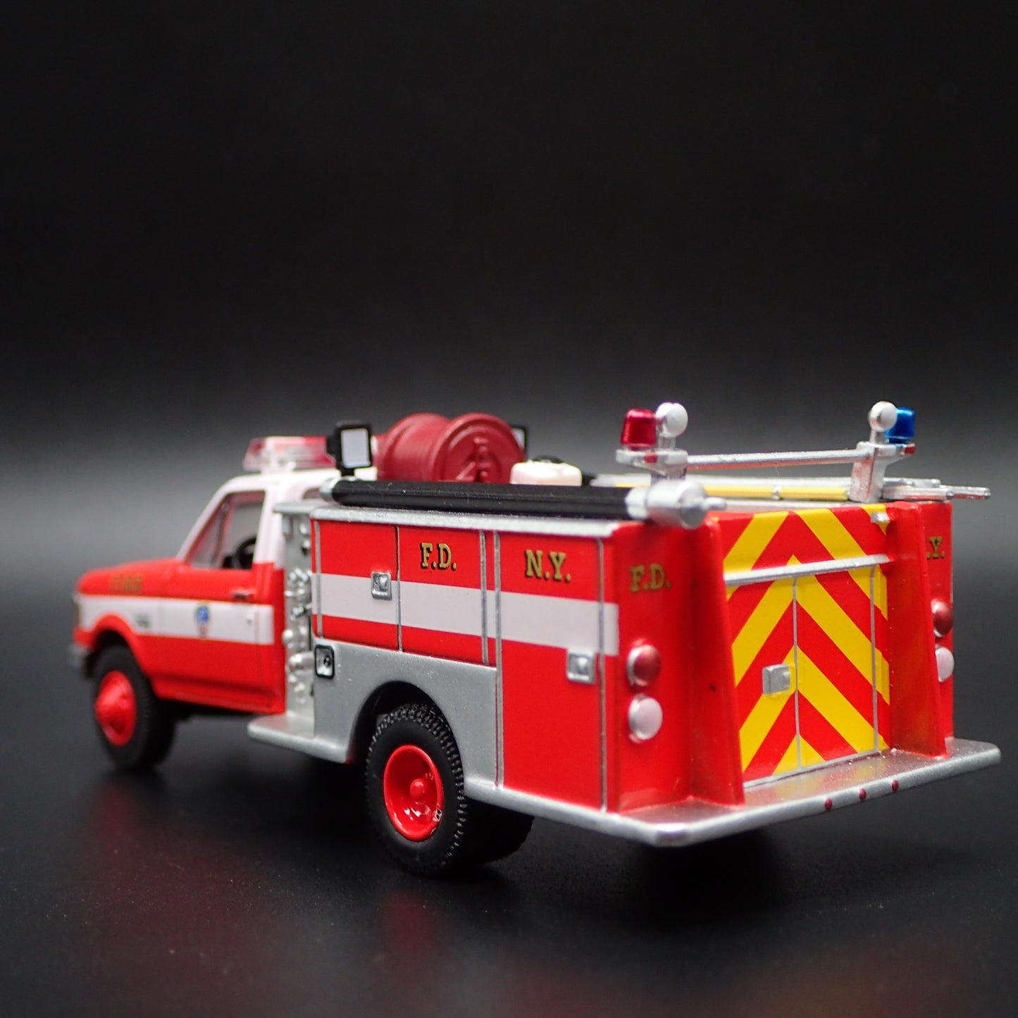 1987 87 FORD F350 MINI PUMPER FIRE TRUCK FDNY NYC 1:64 SCALE DIECAST MODEL CAR