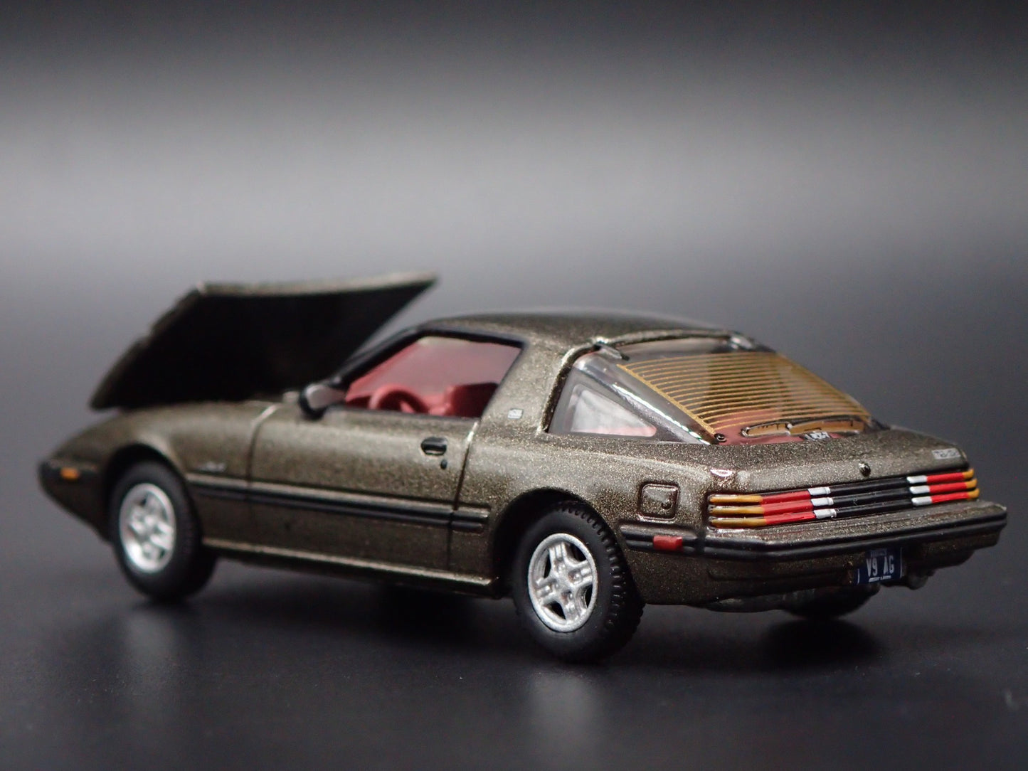 1978-1985 MAZDA RX7 JDM SILVER 1:64 SCALE COLLECTIBLE DIORAMA DIECAST MODEL CAR