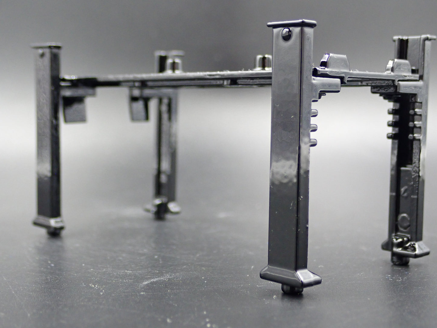 1:64 SCALE AUTO SHOP MECHANIC GARAGE 4 POST CAR LIFT DIORAMA MODEL DIECAST PROP