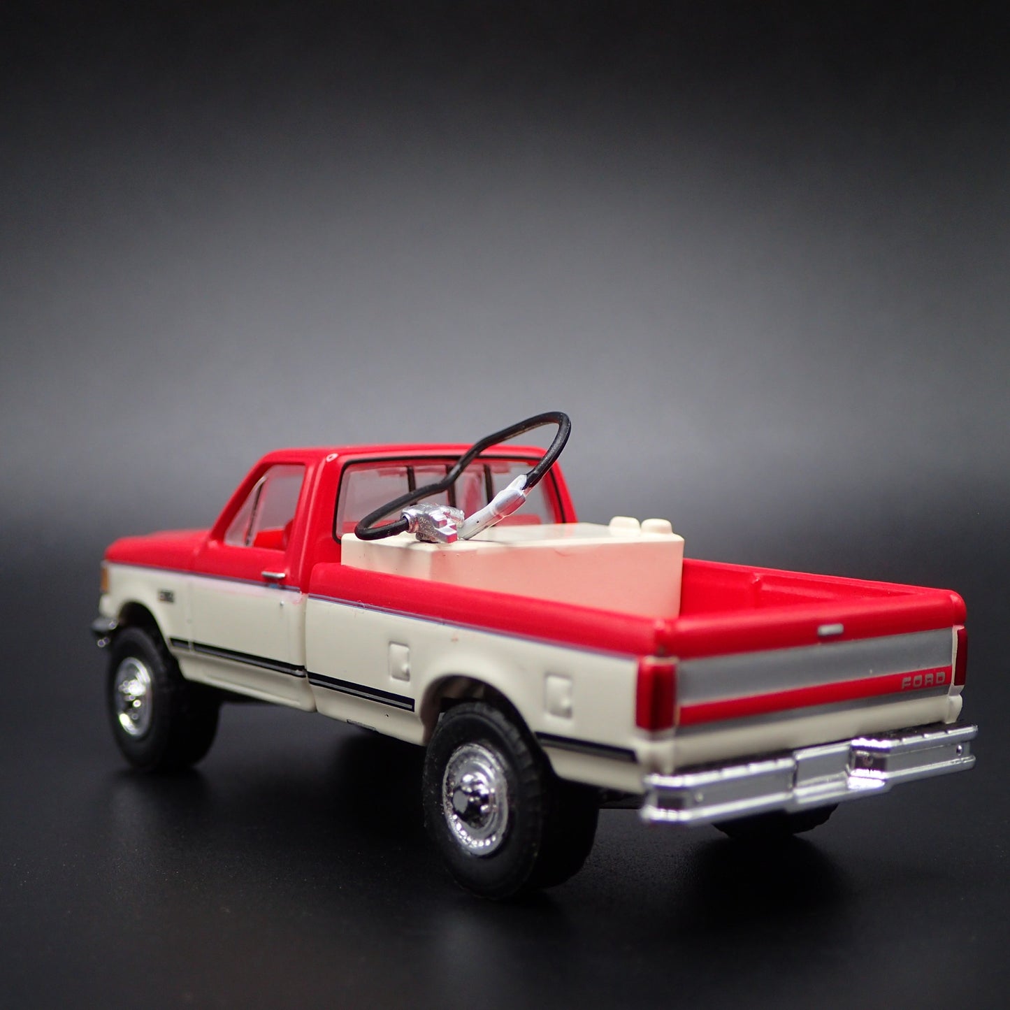 1991 91 FORD F250 XLT PICKUP TRUCK OBS 1:64 SCALE DIORAMA DIECAST MODEL CAR