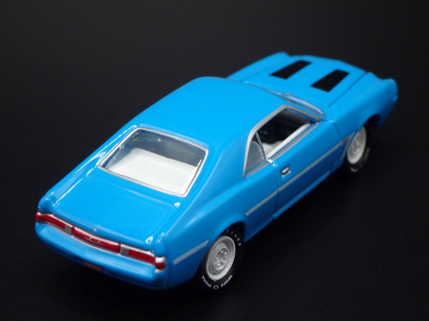 1969 69 AMC JAVELIN MUSCLE CAR SST BLUE 1:64 SCALE DIORAMA DIECAST MODEL CAR