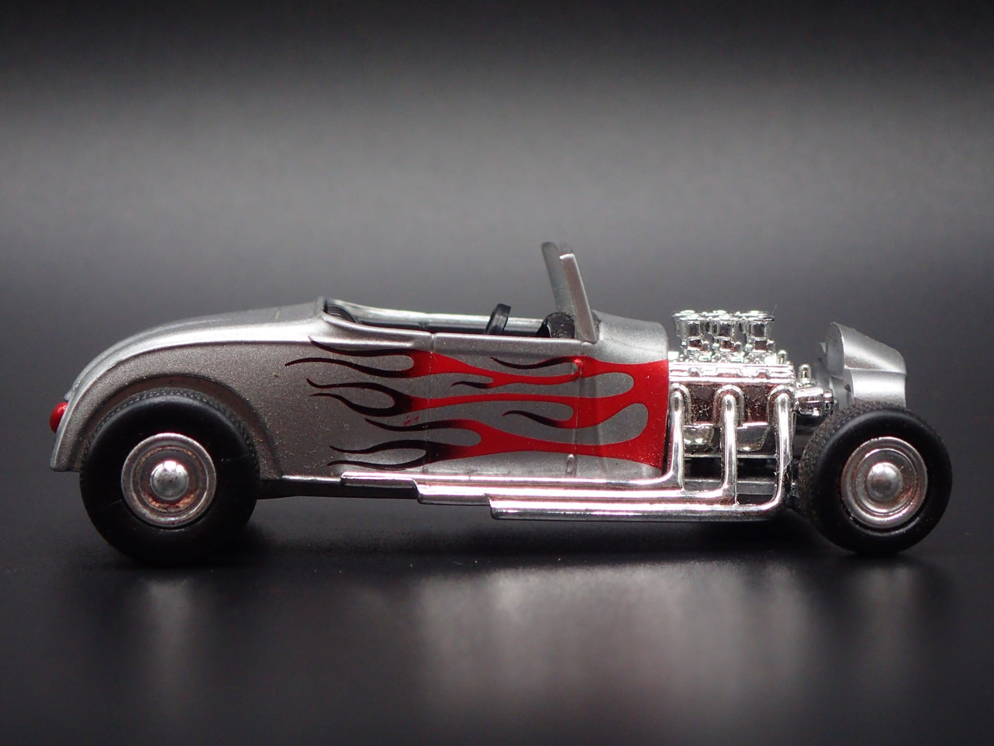 1929 29 FORD MODEL A KUSTUM ROADSTER BARRIS EMPEROR 1:64 SCALE DIECAST MODEL CAR