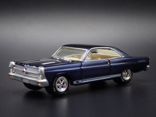 1966 66 FORD FAIRLANE GT RARE 1:64 SCALE COLLECTIBLE DIORAMA DIECAST MODEL CAR