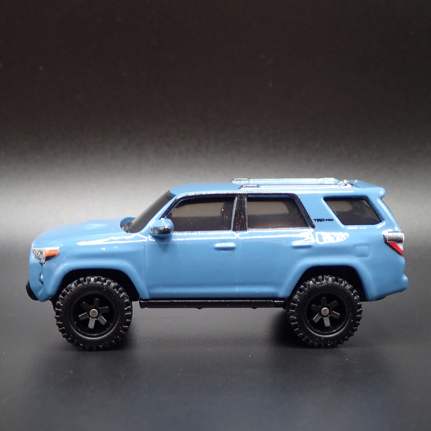 2010-2024 TOYOTA 4RUNNER SUV 1/64 SCALE COLLECTIBLE DIORAMA DIECAST MODEL CAR