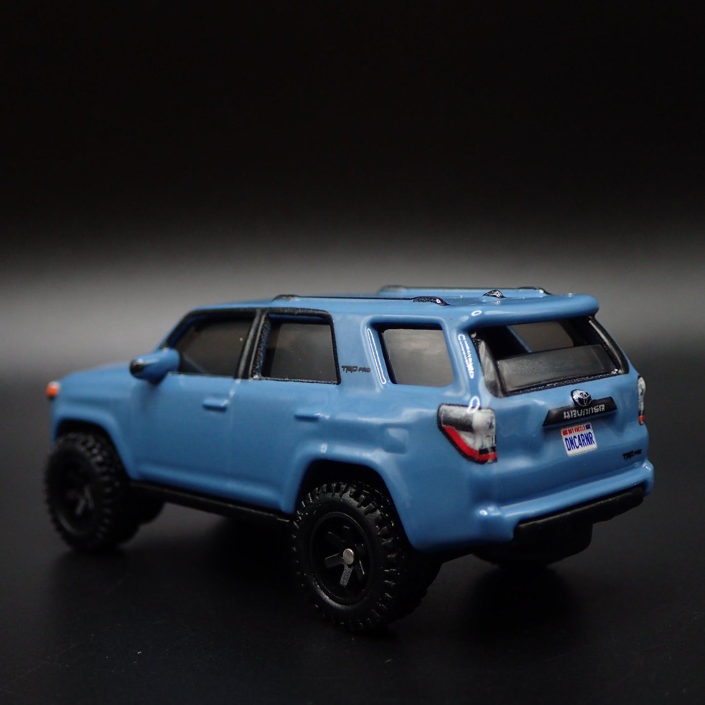 2010-2024 TOYOTA 4RUNNER SUV 1/64 SCALE COLLECTIBLE DIORAMA DIECAST MODEL CAR