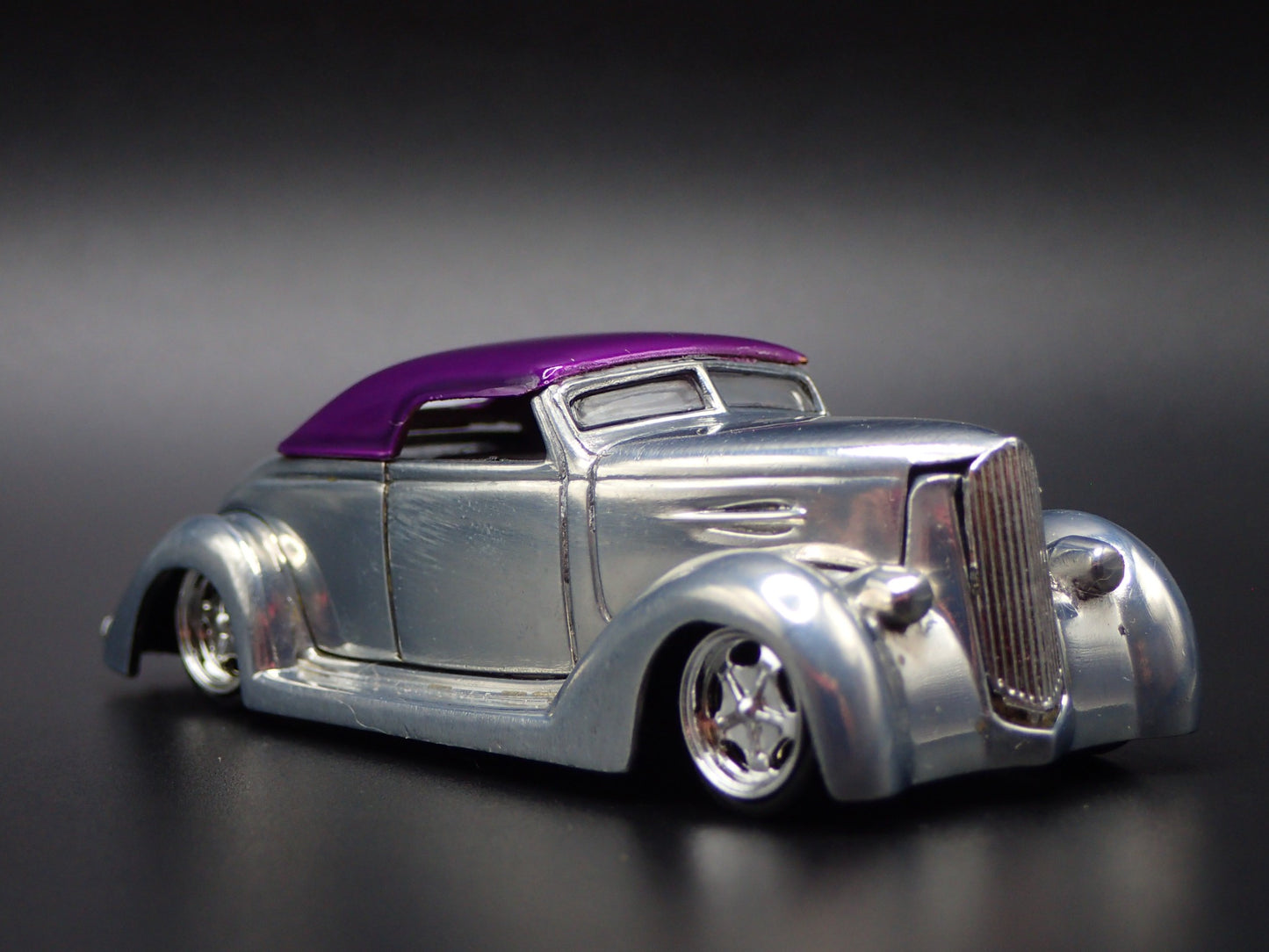 1936 36 FORD COUPE HOT ROD RARE 1:64 SCALE COLLECTIBLE DIORAMA DIECAST MODEL CAR