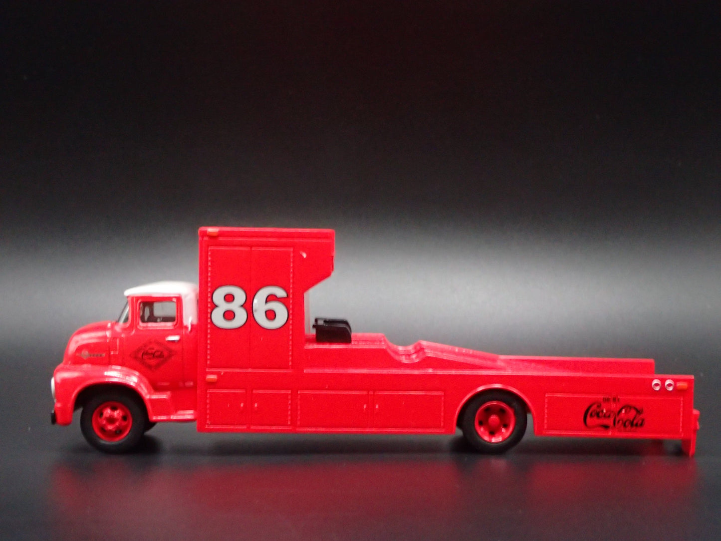 1956 56 FORD COE FLATBED CAR HAULER TRUCK COKE 1:64 SCALE DIECAST MODEL CAR