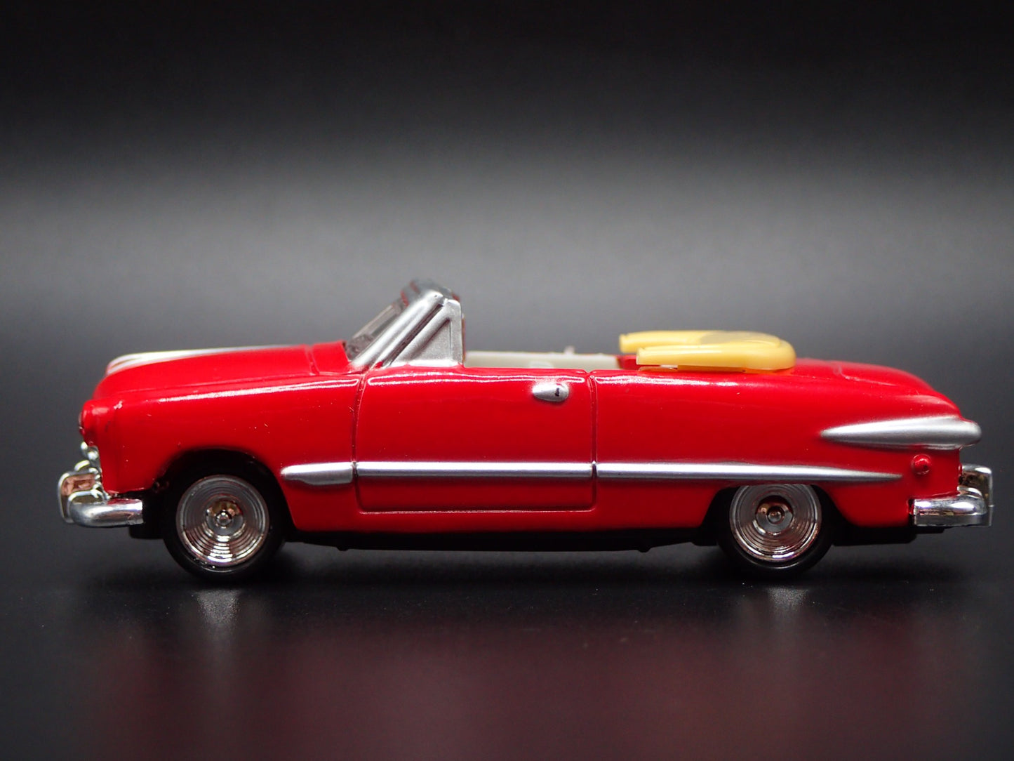 1949-1951 FORD SHOE BOX CLUB COUPE CONVERTIBLE RED 1:64 SCALE DIECAST MODEL CAR