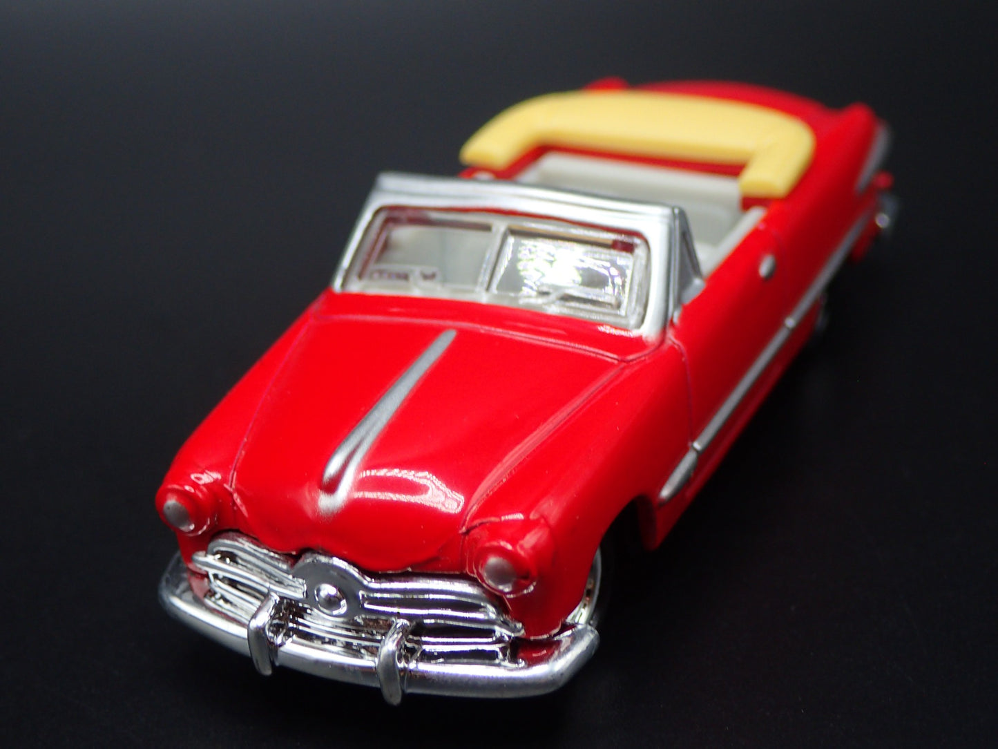 1949-1951 FORD SHOE BOX CLUB COUPE CONVERTIBLE RED 1:64 SCALE DIECAST MODEL CAR