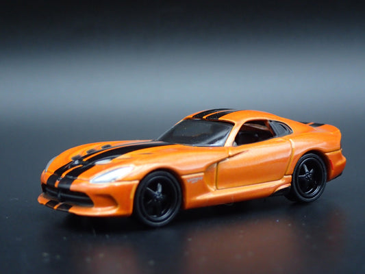 2013- 2017 DODGE VIPER GTC ORANGE RARE 1/64 SCALE COLLECTIBLE DIECAST MODEL CAR