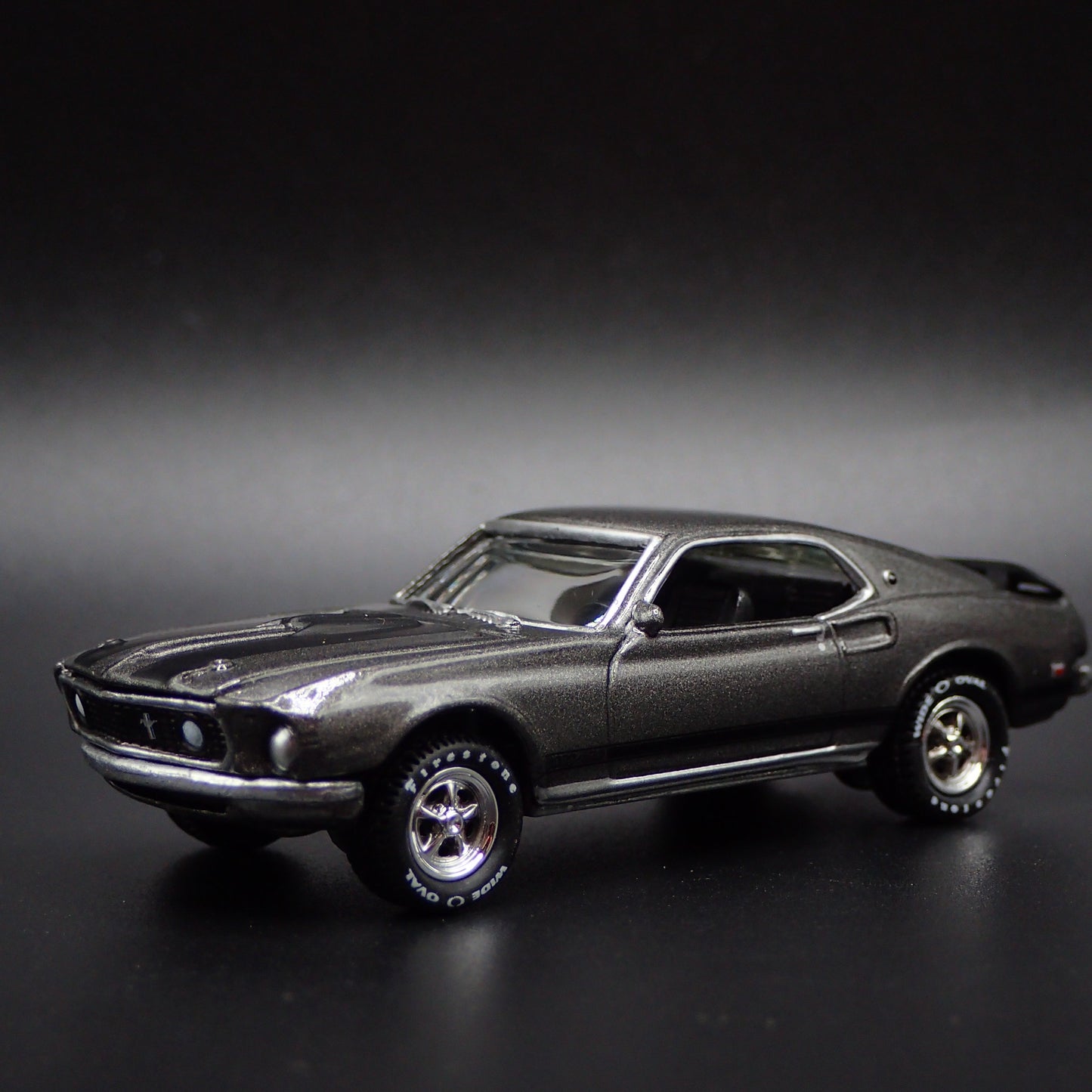 1969 69 FORD MUSTANG BOSS 429 JOHN WICK 1/64 SCALE DIORAMA DIECAST MODEL CAR