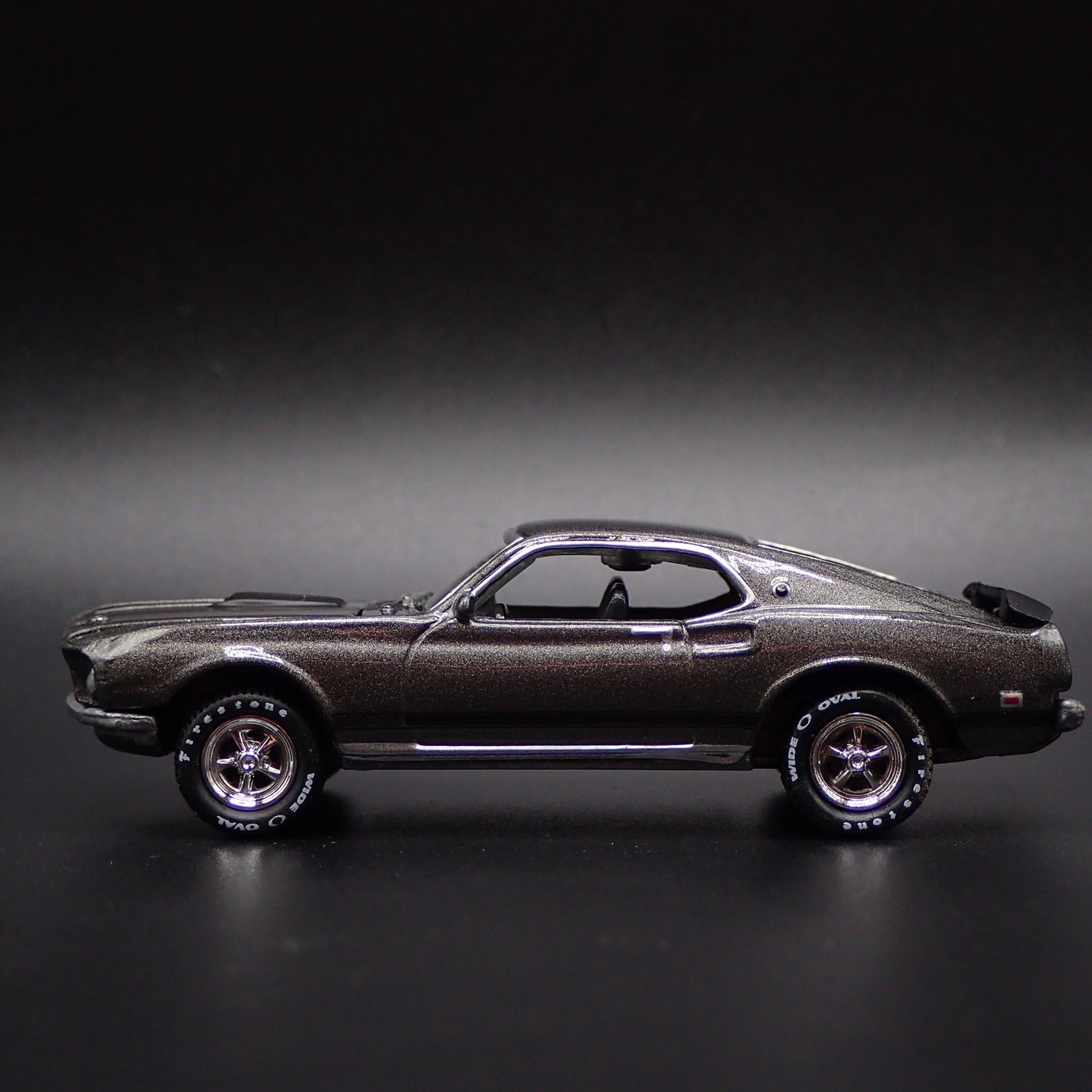 1969 69 FORD MUSTANG BOSS 429 JOHN WICK 1/64 SCALE DIORAMA DIECAST MODEL CAR