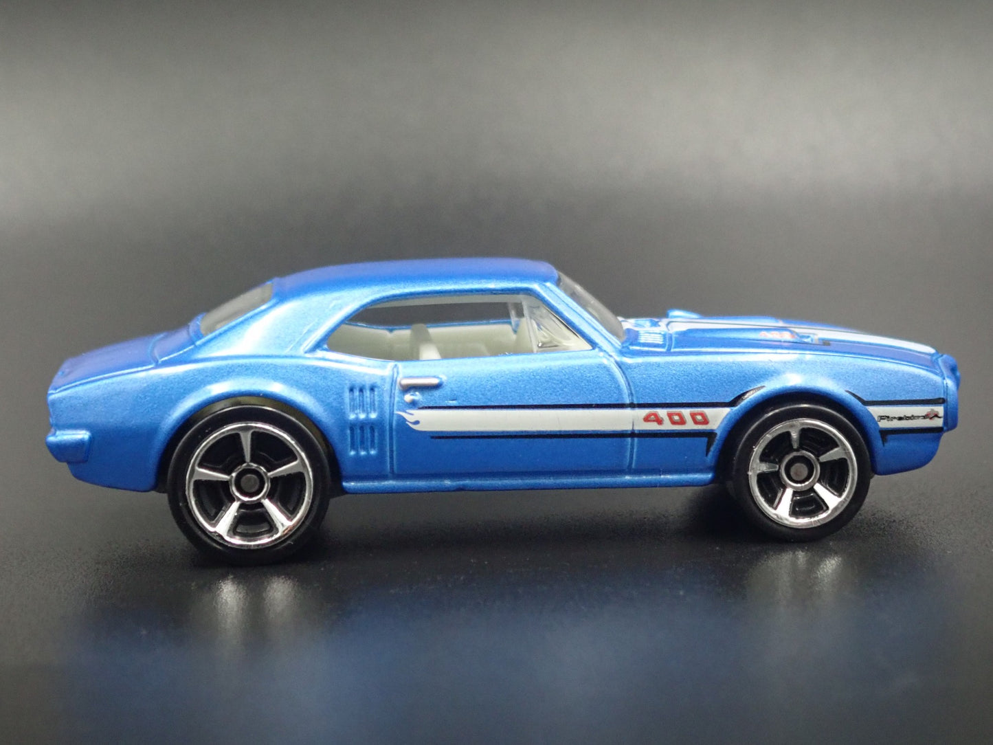 1967 67 PONTIAC FIREBIRD 400 BLUE 1:64 SCALE COLLECTIBLE DIECAST MODEL CAR