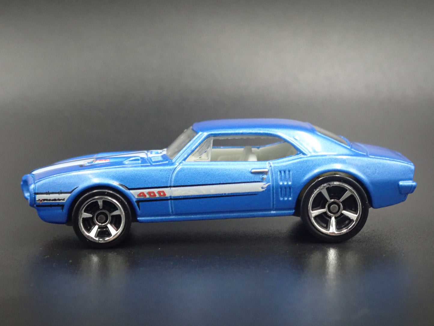 1967 67 PONTIAC FIREBIRD 400 BLUE 1:64 SCALE COLLECTIBLE DIECAST MODEL CAR
