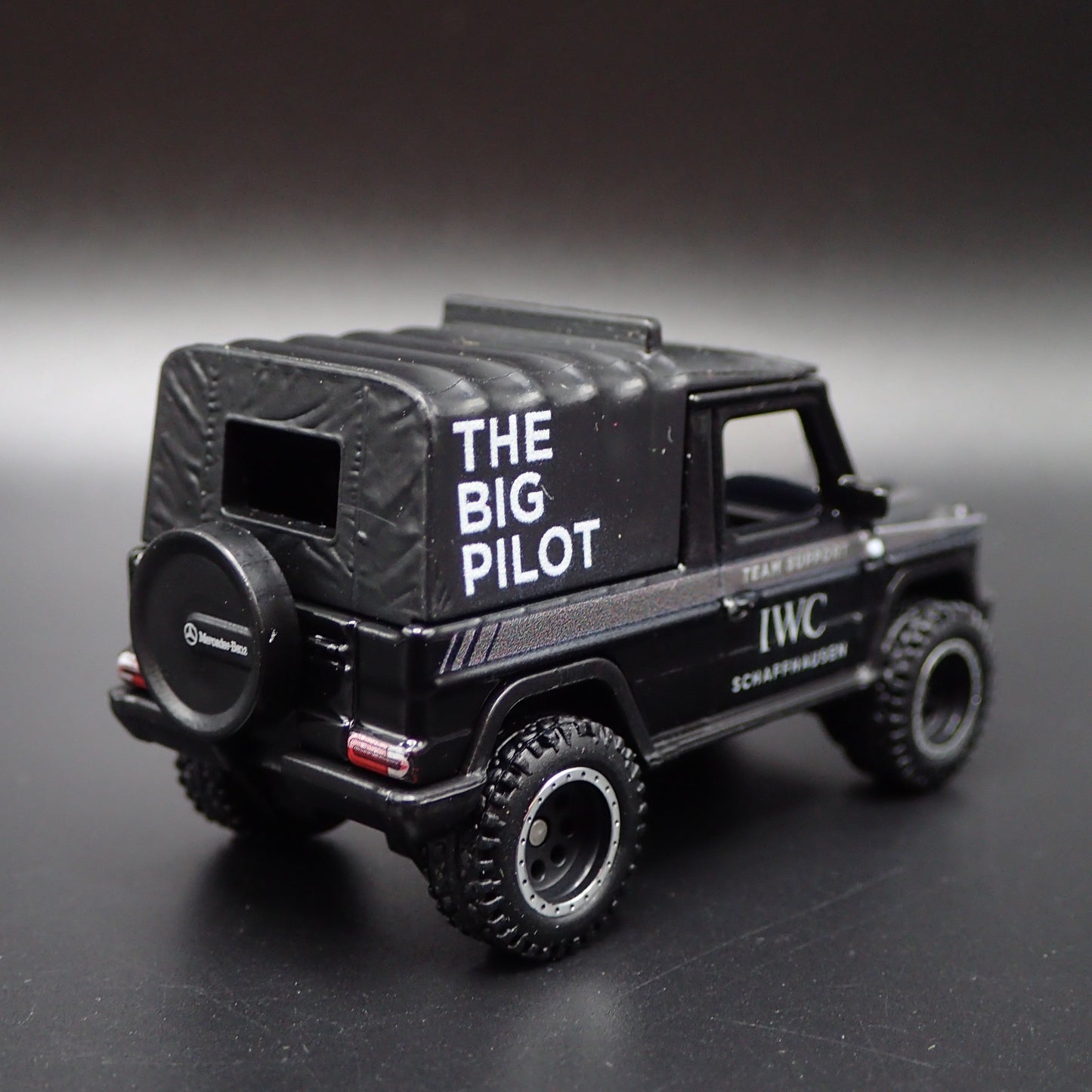 1992-2019 MERCEDES BENZ G CLASS IWC BLACK 1:64 SCALE DIORAMA DIECAST MODEL CAR