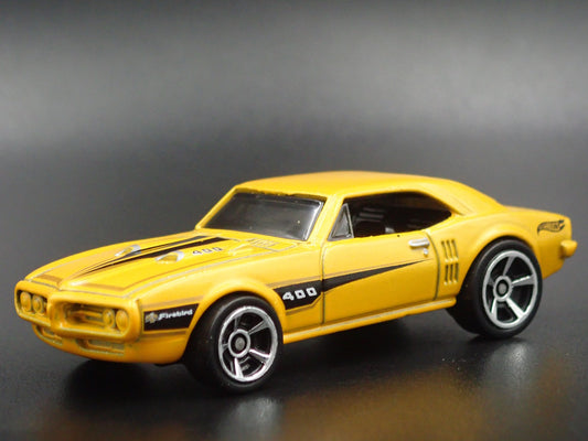 1967 67 PONTIAC FIREBIRD 400 YELLOW 1:64 SCALE COLLECTIBLE DIECAST MODEL CAR