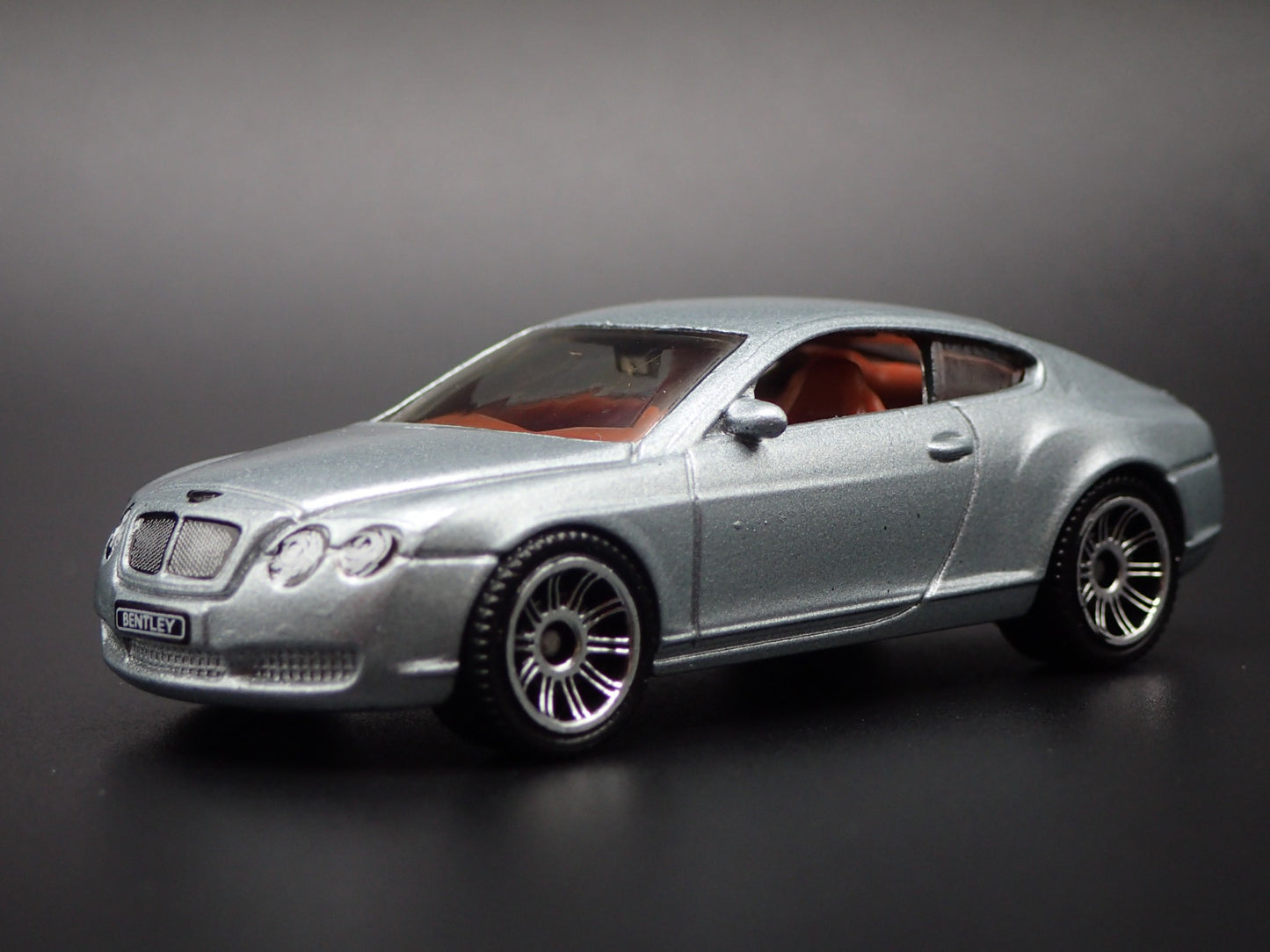 2003-2011 BENTLEY CONTINENTAL GT SILVER 1:64 SCALE DIORAMA DIECAST MODEL CAR