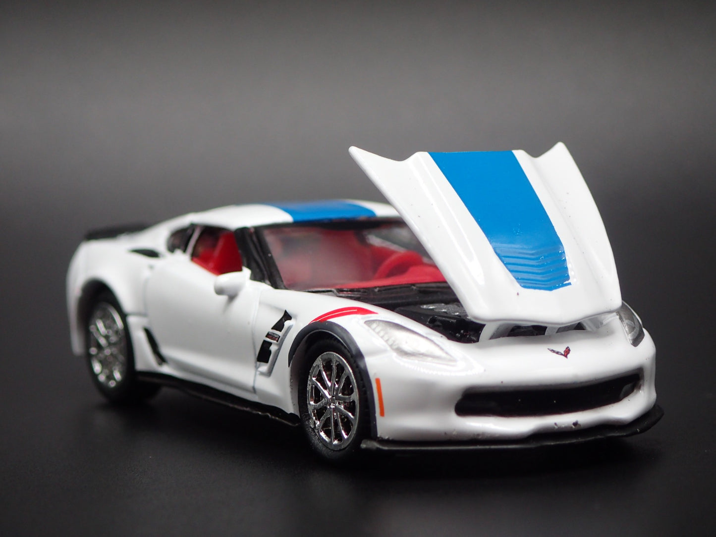 2014 - 2019 CHEVY CHEVROLET CORVETTE C7 GRAND SPORT 1/64 SCALE DIECAST MODEL CAR