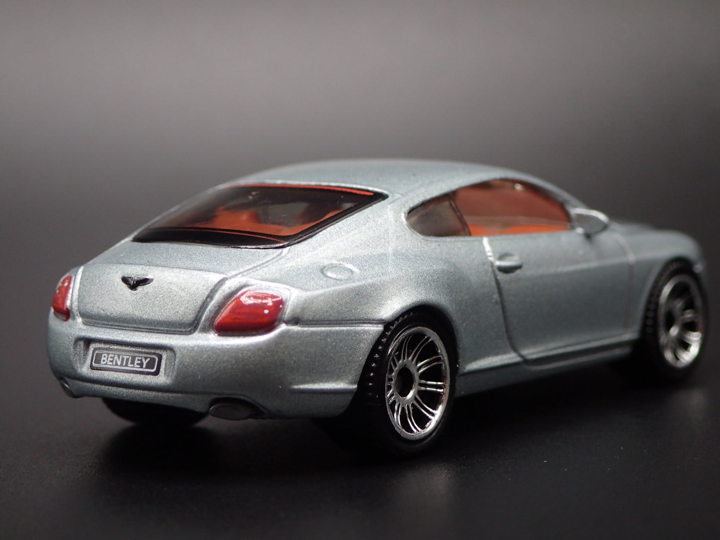 2003-2011 BENTLEY CONTINENTAL GT SILVER 1:64 SCALE DIORAMA DIECAST MODEL CAR