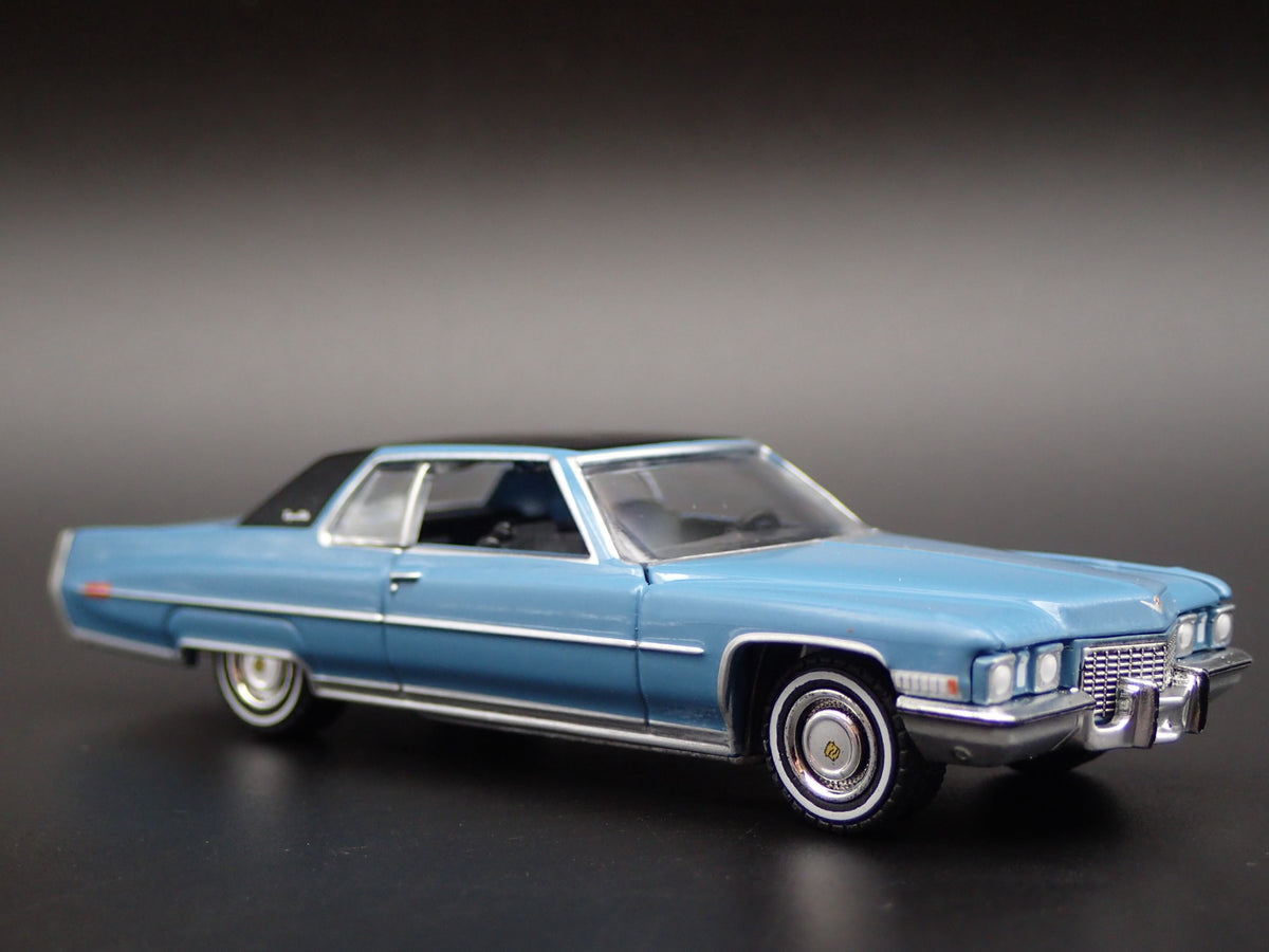 1972 72 CADILLAC CADDY COUPE DEVILLE RARE 1:64 SCALE DIORAMA DIECAST MODEL CAR-Burning Rubber Toy Company